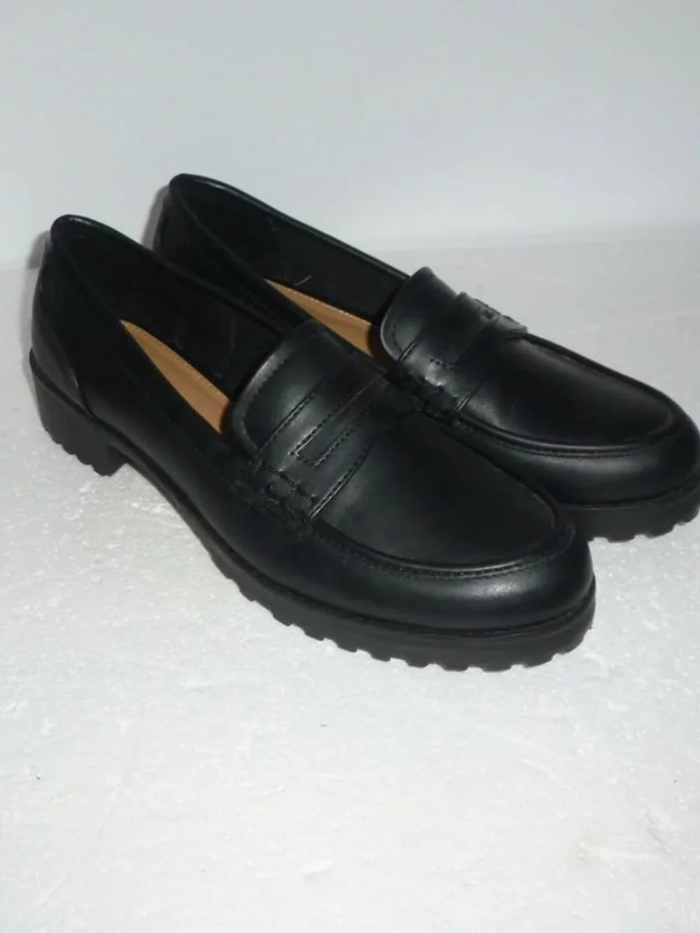 Time and Tru Black Penny Loafers / Shoes - Women SZ 10